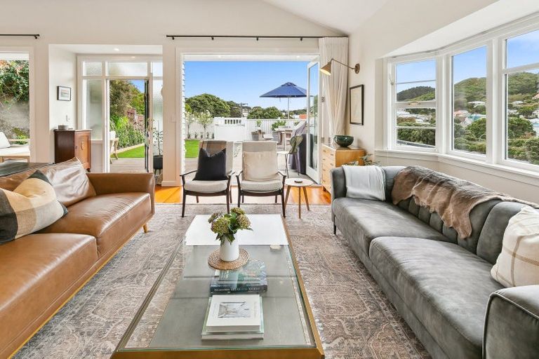 Photo of property in 25 Waikato Street, Island Bay, Wellington, 6023