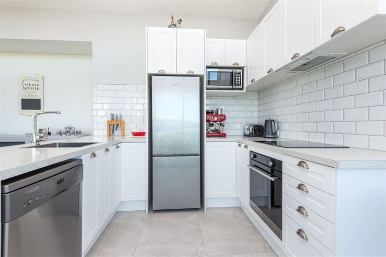 Photo of property in 7 Emerson Crescent, Diamond Harbour, Lyttelton, 8971