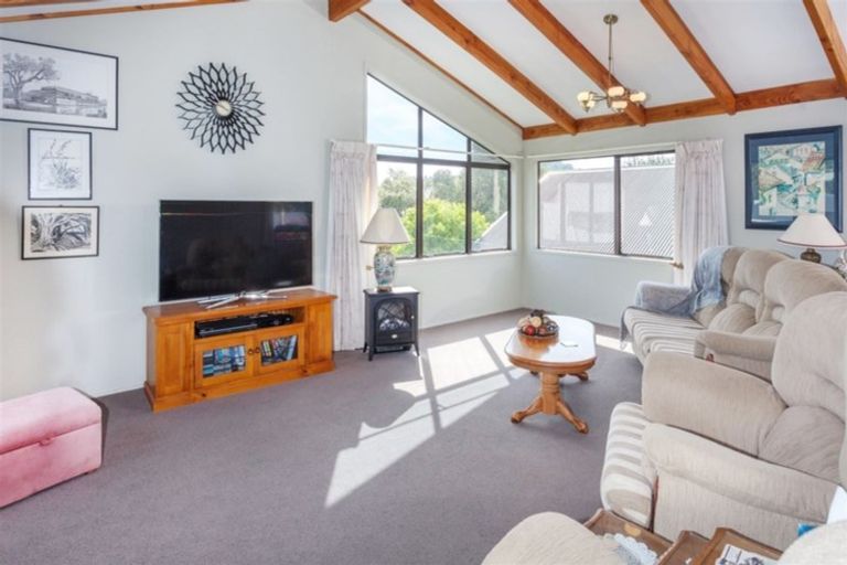 Photo of property in 9 Chestnut Grove, Tairua, 3508