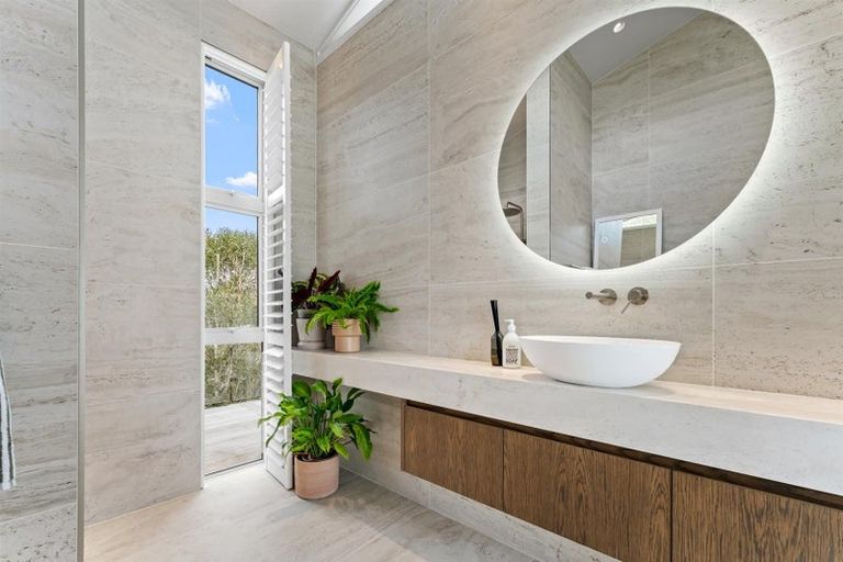 Photo of property in 34 Torea Road, Matakana, Warkworth, 0985