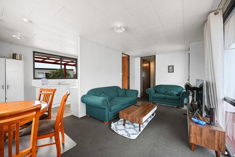 Photo of property in 15 Garland Drive, St Andrews, Hamilton, 3200