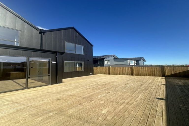 Photo of property in 13 Ridgehill Rise, Flat Bush, Auckland, 2019