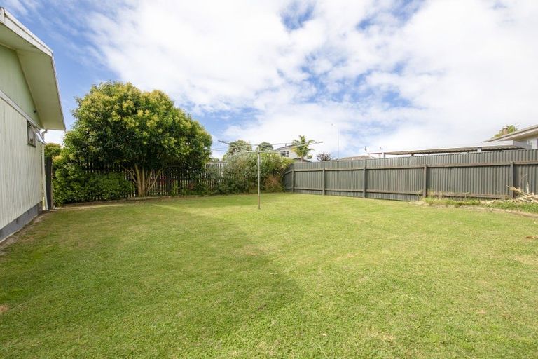 Photo of property in 41 Fife Crescent, Tamatea, Napier, 4112