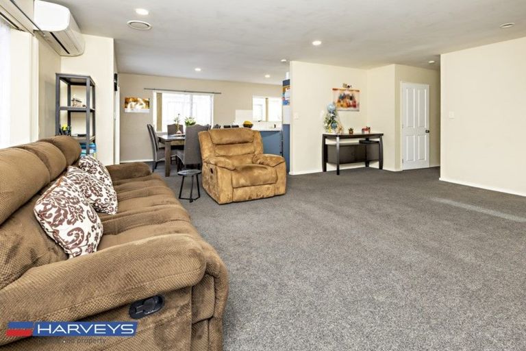 Photo of property in 20 Maadi Place, Papakura, 2110