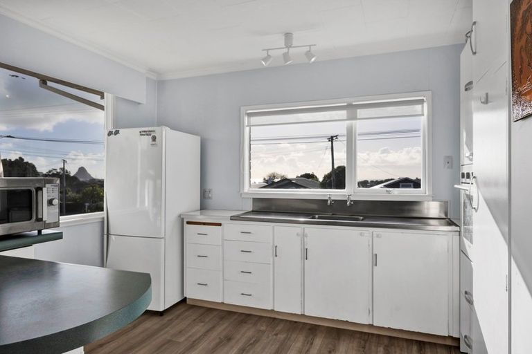Photo of property in 21a Dorset Avenue, Westown, New Plymouth, 4310