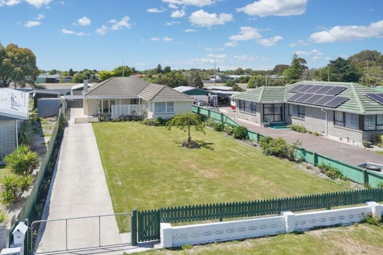 Photo of property in 25 Sneyd Street, Kaiapoi, 7630