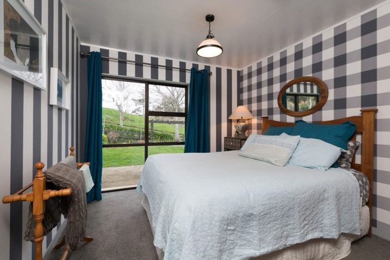 Photo of property in 543 Mataro Road, Onaero, Urenui, 4375