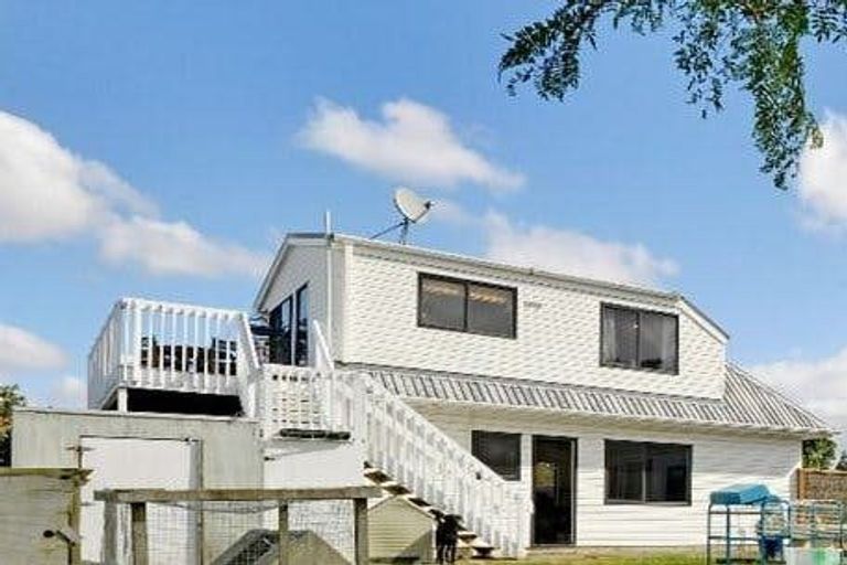 Photo of property in 19 Burne Road, Waitoki, Albany, 0794