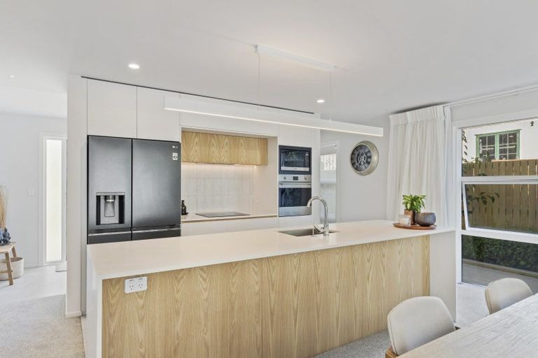 Photo of property in 199a Gill Street, Strandon, New Plymouth, 4312