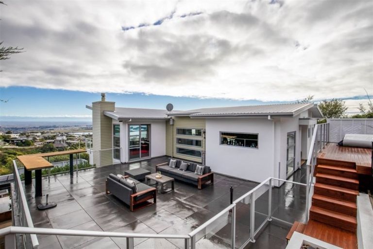 Photo of property in 168d Moncks Spur Road, Mount Pleasant, Christchurch, 8081