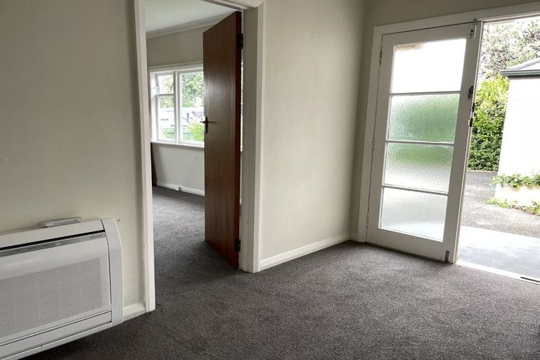 Photo of property in 11 College Street, Awapuni, Palmerston North, 4412
