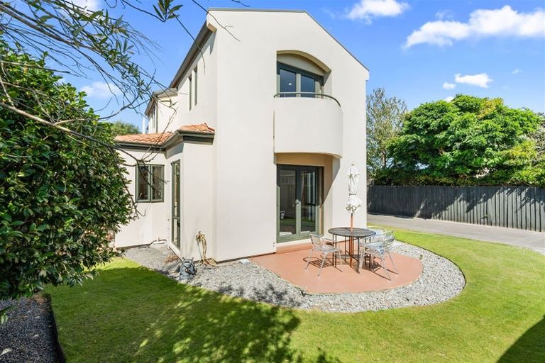 Photo of property in 24a Ravenna Street, Avonhead, Christchurch, 8042