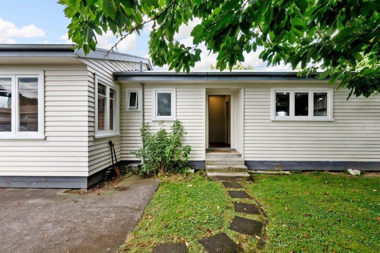 Photo of property in 3a Leeds Street, Silverdale, Hamilton, 3216