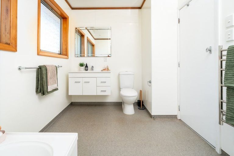 Photo of property in 20b Argentine Avenue, Miramar, Wellington, 6022