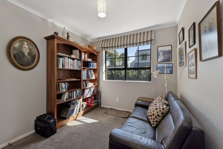 Photo of property in 5 Longwood Place, Harrowfield, Hamilton, 3210