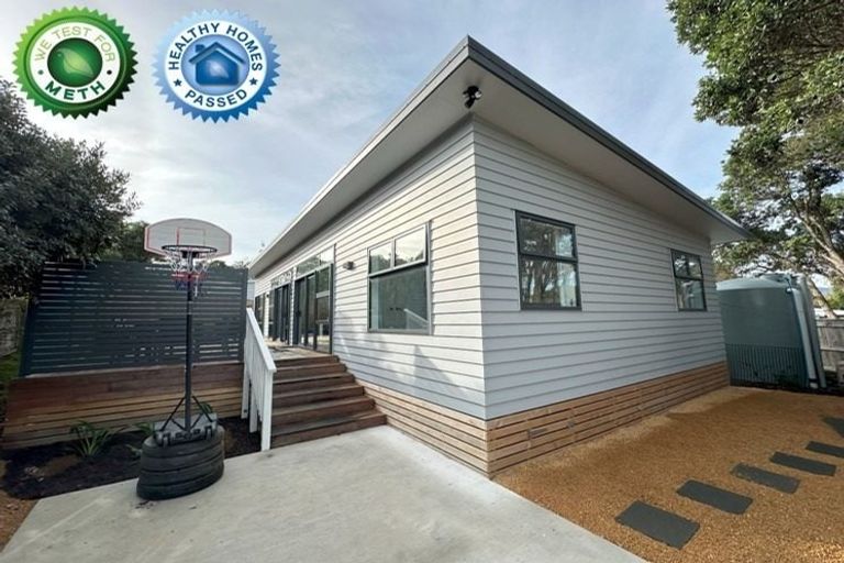 Photo of property in 23 Hughes Street, Waikanae Beach, Waikanae, 5036