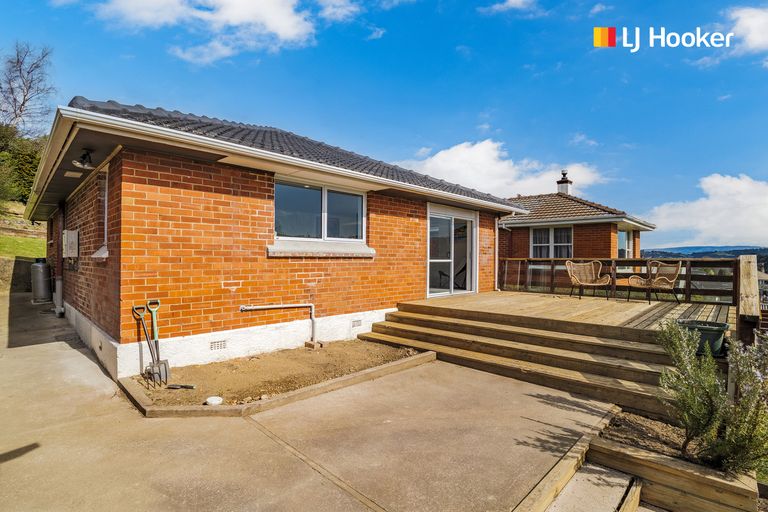 Photo of property in 12 Scotland Terrace, Green Island, Dunedin, 9018