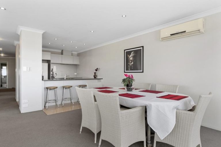 Photo of property in 8/898 Papamoa Beach Road, Papamoa Beach, Papamoa, 3118