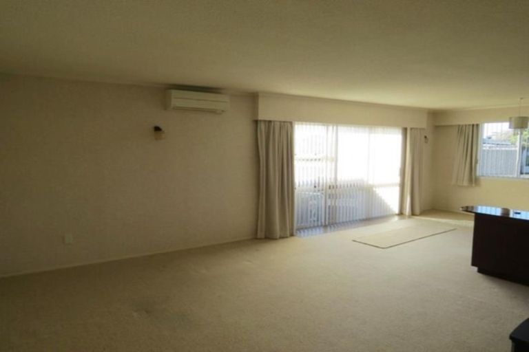 Photo of property in 54a Cutfield Road, New Plymouth, 4310