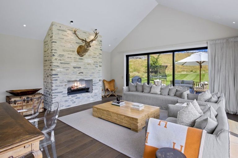 Photo of property in 7 Bendemeer Lane, Lake Hayes, Queenstown, 9371