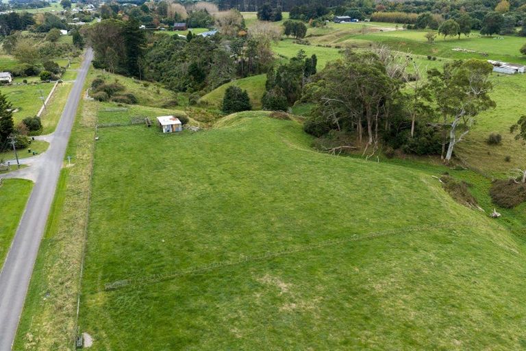 Photo of property in 60 Lindsay Road, Levin, 5510