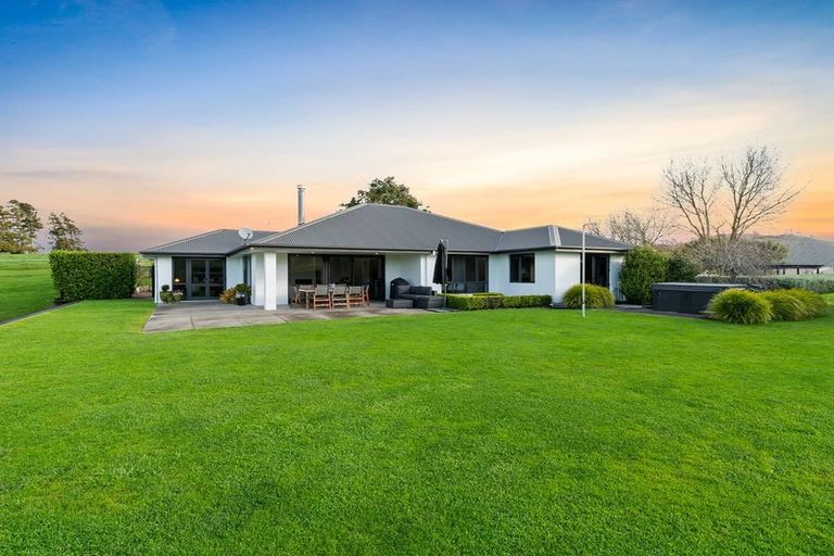 Photo of property in 383 Martin Road, Waerenga, Te Kauwhata, 3781
