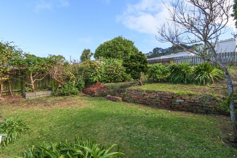 Photo of property in 34 Crawford Road, Kilbirnie, Wellington, 6022