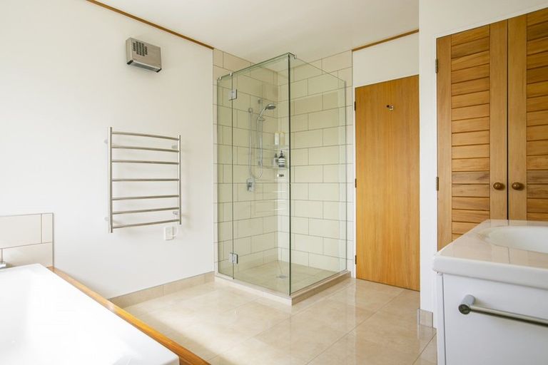 Photo of property in 18 East Street, Greytown, 5712