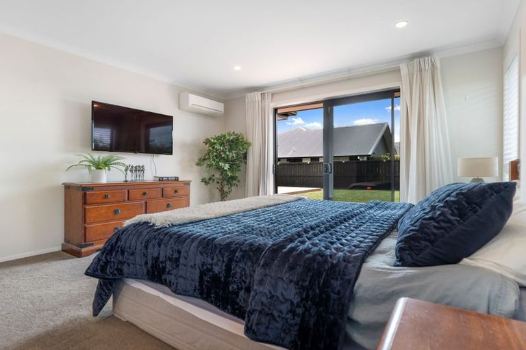 Photo of property in 54 Norfolk Drive, Cambridge, 3434