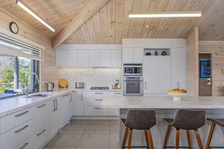 Photo of property in 102 South Highway East, Whitianga, 3510