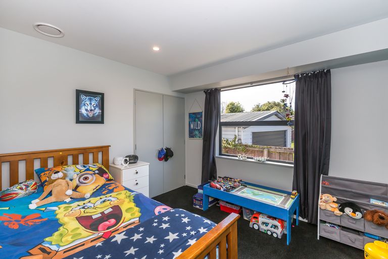 Photo of property in 68 Orrick Crescent, Avondale, Christchurch, 8061