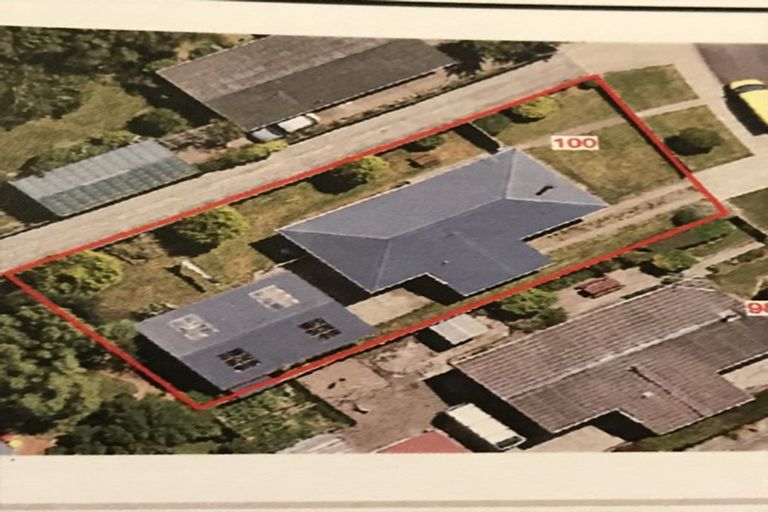 Photo of property in 100 Dunbeath Crescent, Kew, Invercargill, 9812