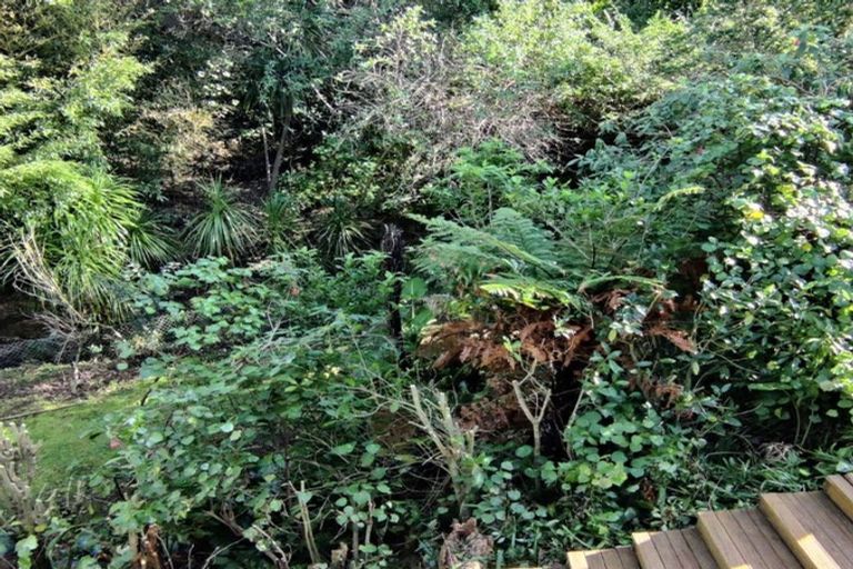 Photo of property in 9 John Gill Road, Cockle Bay, Auckland, 2014