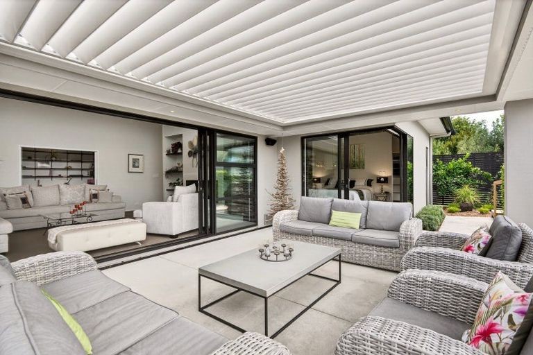 Photo of property in 9 Campbell Drive, Martinborough, 5711