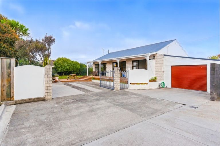 Photo of property in 48a George Street, Levin, 5510