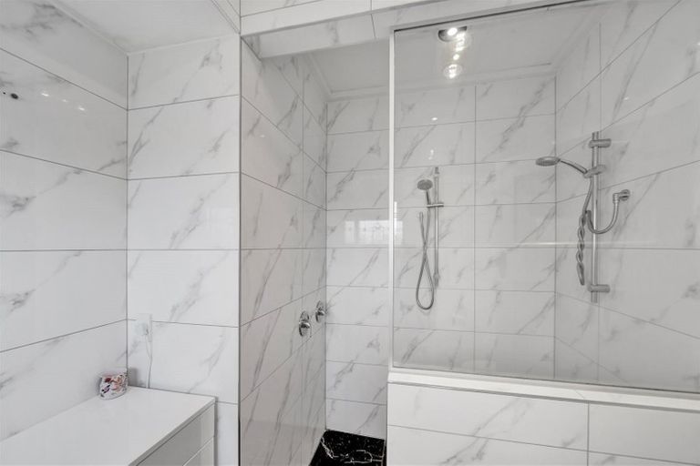 Photo of property in 45 Wilson Street, Hawera, 4610