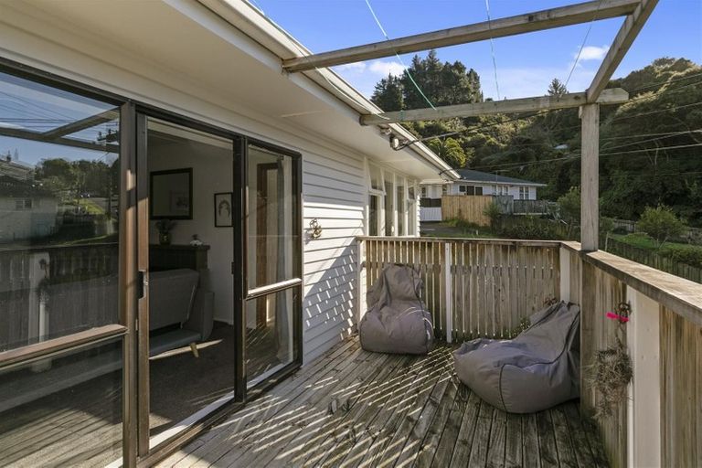Photo of property in 47 Bird Grove, Stokes Valley, Lower Hutt, 5019