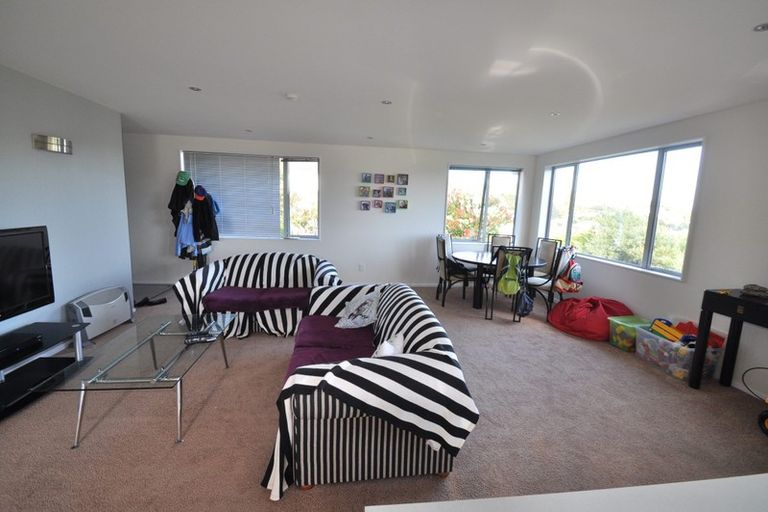 Photo of property in 79 Percy Dyett Drive, Karori, Wellington, 6012