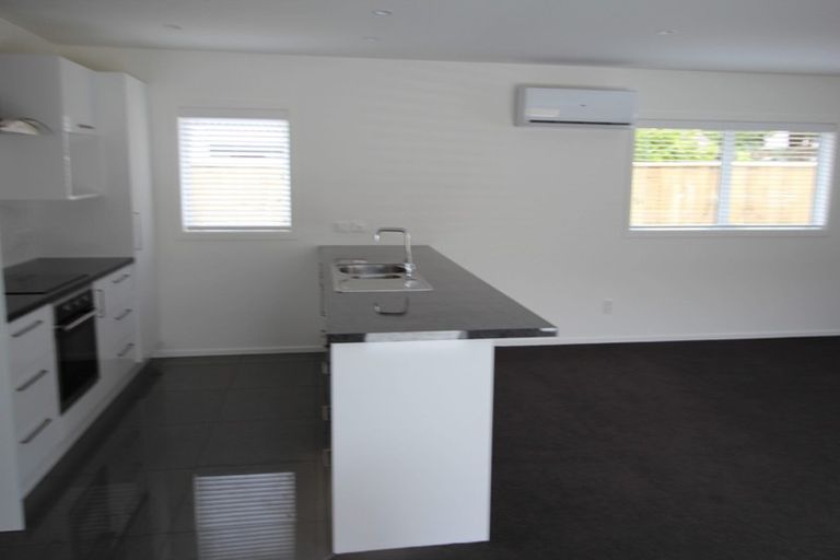 Photo of property in 13 Sutherland Crescent, Westbrook, Palmerston North, 4412