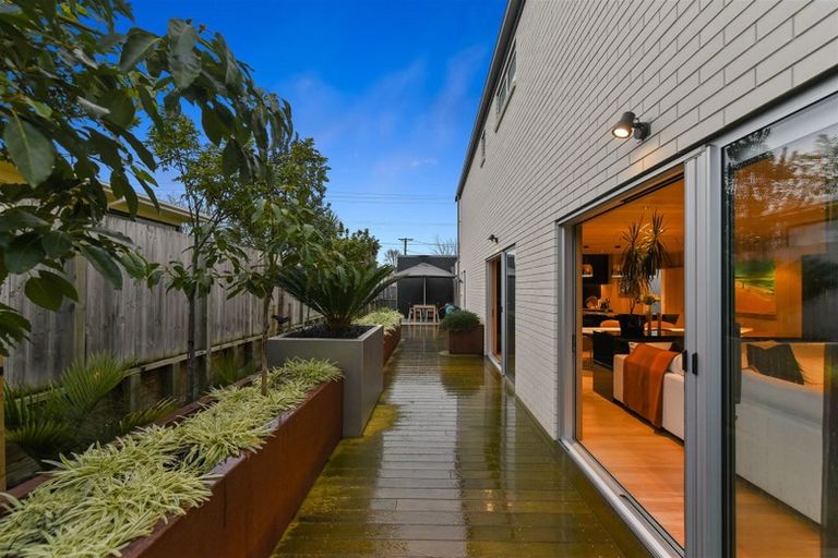 Photo of property in 1/58 Herbert Road, Queenwood, Hamilton, 3210