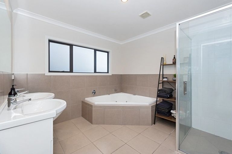 Photo of property in 6 Santiago Place, Flagstaff, Hamilton, 3210