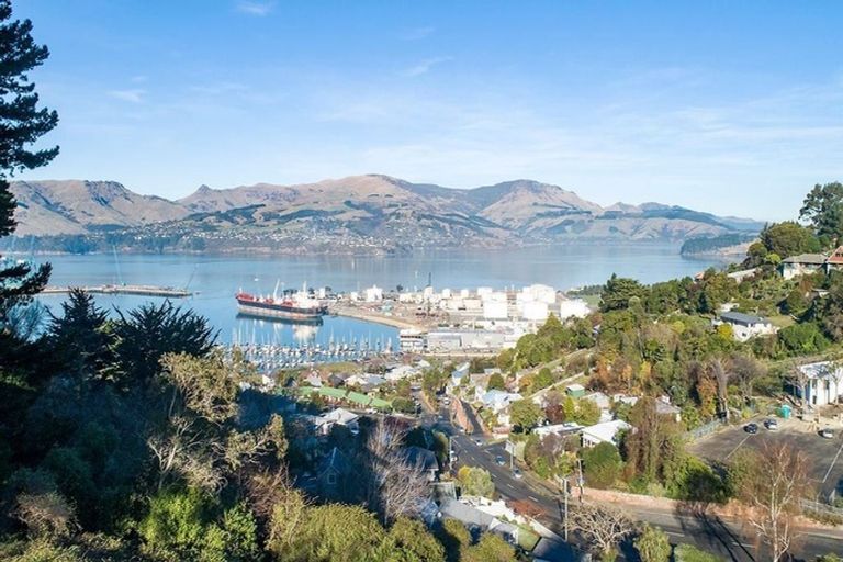 Photo of property in 3c Dalleys Lane, Lyttelton, 8082