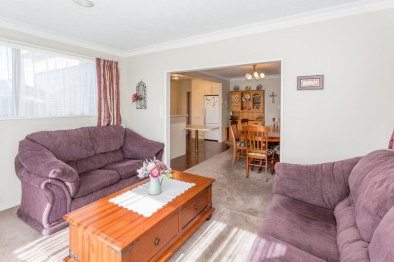 Photo of property in 10 Iona Place, Sockburn, Christchurch, 8042