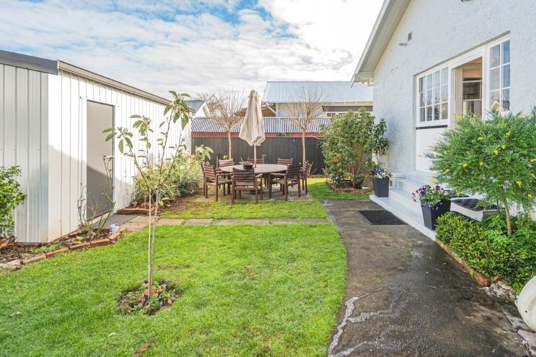 Photo of property in 33 Grey Street, College Estate, Whanganui, 4500