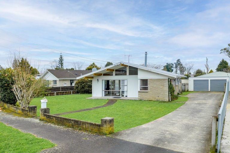 Photo of property in 15 Dermont Street, Bader, Hamilton, 3206