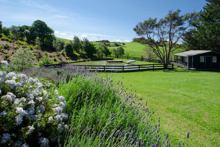 Photo of property in 253 Green Road, Matakana, Warkworth, 0985