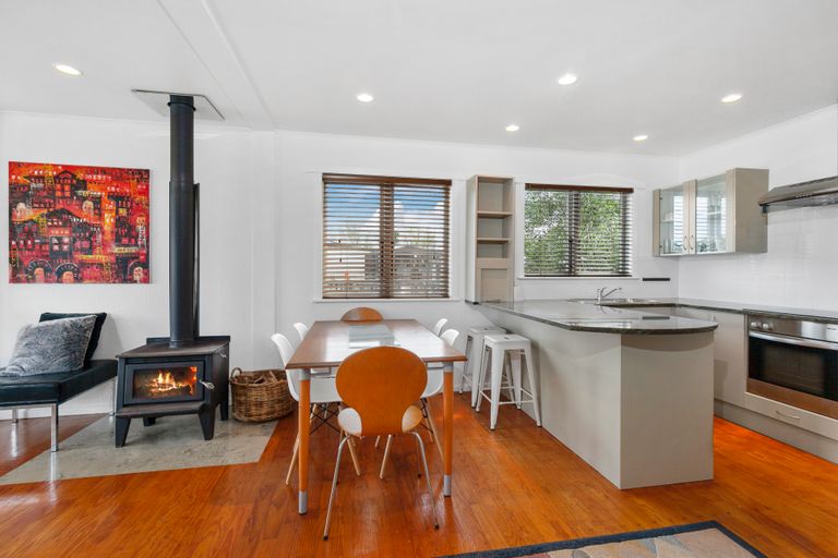 Photo of property in 542 Leigh Road, Whangateau, Warkworth, 0985