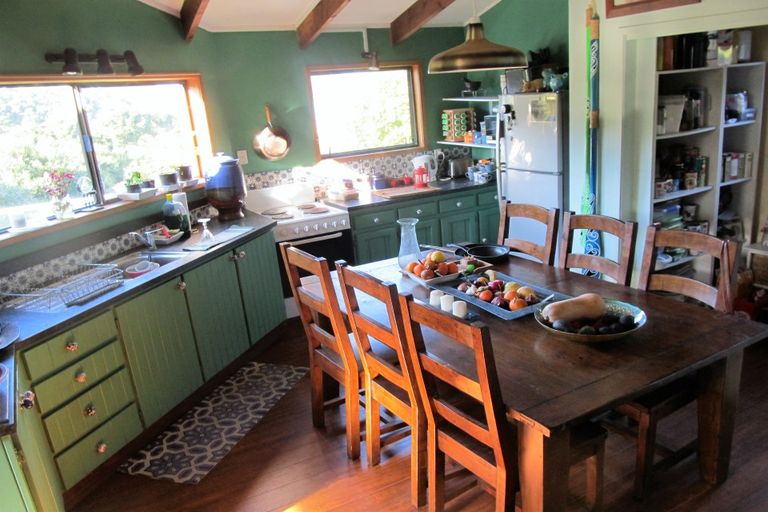 Photo of property in 9 Kakapu Road, Okiato, Russell, 0272