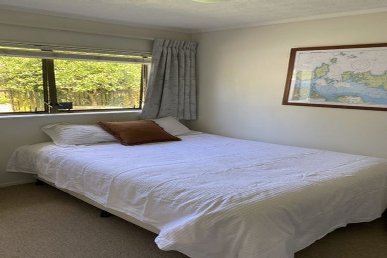 Photo of property in 2/63 Butley Drive, Farm Cove, Auckland, 2012