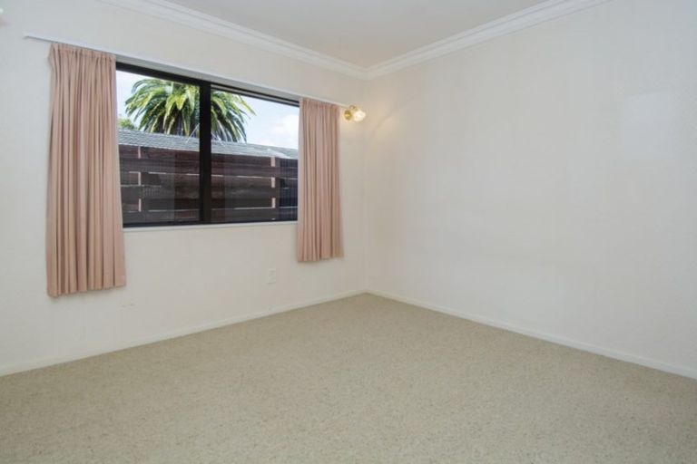 Photo of property in 1/24 Fourth Avenue, Tauranga, 3110